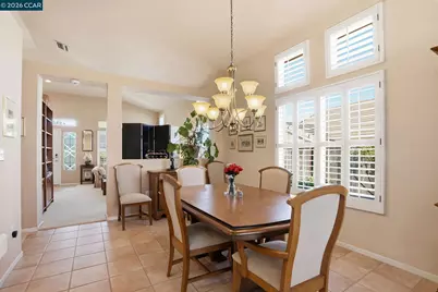 124 Greenmeadow Cir, Pittsburg, CA 94565 - Photo 18