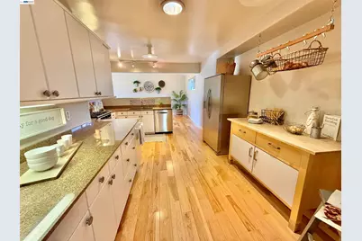 980 Victoria Ave, San Leandro, CA 94577 - Photo 22