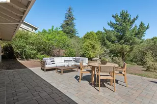 14300 Skyline Blvd, Oakland, CA 94619 - Photo 46