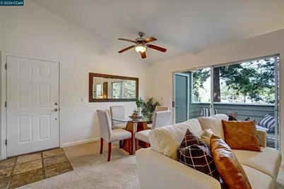 140 Reflections Dr #25, San Ramon, CA 94583 - Photo 4