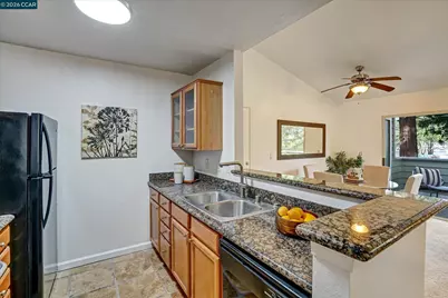 140 Reflections Dr #25, San Ramon, CA 94583 - Photo 12