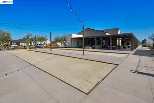 889 Conrad St, Manteca, CA 95336 - Photo 60