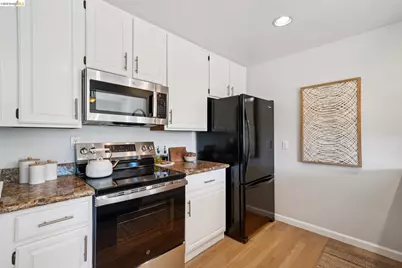 10 Pomfret Walk, Pleasant Hill, CA 94523 - Photo 16
