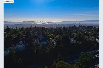 1731 Mountain Blvd, Oakland, CA 94611 - Photo 56