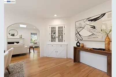 1731 Mountain Blvd, Oakland, CA 94611 - Photo 16