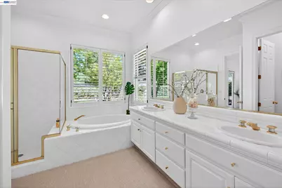 2270 Doccia Ct, Pleasanton, CA 94566 - Photo 30