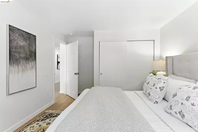 555 10th Street #201, Oakland, CA 94607 - Photo 16