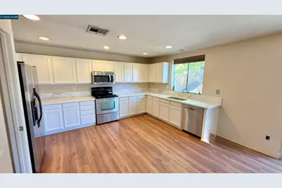 5104 Trailridge Ct, Antioch, CA 94531 - Photo 2
