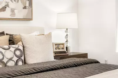 280 Caldecott #321, Oakland, CA 94618 - Photo 26