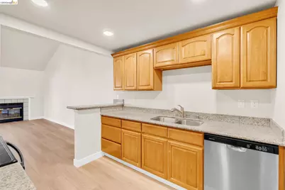 5841 Yawl St, Discovery Bay, CA 94505 - Photo 18