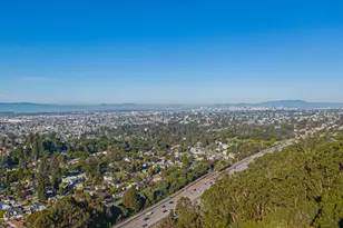 6401 Blue Rock Ct, Oakland, CA 94605 - Photo 24