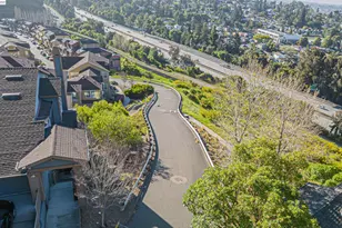 6401 Blue Rock Ct, Oakland, CA 94605 - Photo 28