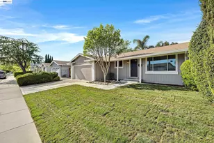 4061 Holland Dr, Pleasanton, CA 94588 - Photo 2