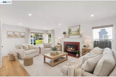1726 137th Ave, San Leandro, CA 94578 - Photo 6