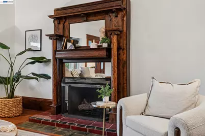 2063 Rosedale Ave, Oakland, CA 94601 - Photo 8