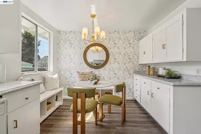 2063 Rosedale Ave, Oakland, CA 94601 - Photo 26