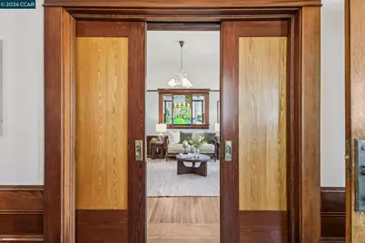 1324 Grove St, Alameda, CA 94501 - Photo 8