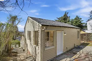 6914 Outlook Ave, Oakland, CA 94605 - Photo 24