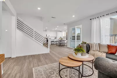 2404 Indigo Dr, Fairfield, CA 94533 - Photo 4