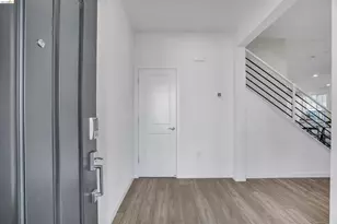 2404 Indigo Dr, Fairfield, CA 94533 - Photo 2