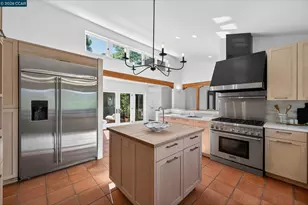 25 Wood Acres Ct, Orinda, CA 94563 - Photo 18