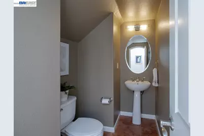 2358 Coral Sea St, Alameda, CA 94501 - Photo 58