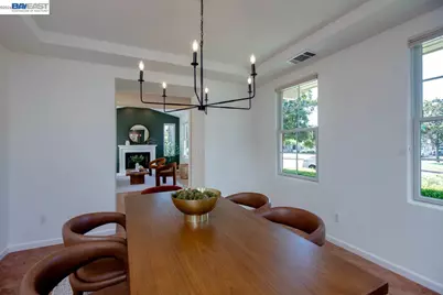 2358 Coral Sea St, Alameda, CA 94501 - Photo 12