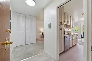 245 Montecito Ave, Oakland, CA 94610 - Photo 6