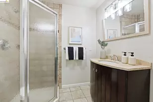 245 Montecito Ave, Oakland, CA 94610 - Photo 26