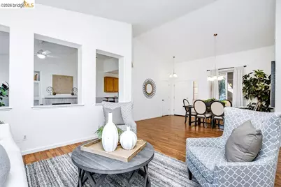 833 Mickelsen Ct, Brentwood, CA 94513 - Photo 6