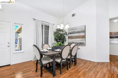 833 Mickelsen Ct, Brentwood, CA 94513 - Photo 4