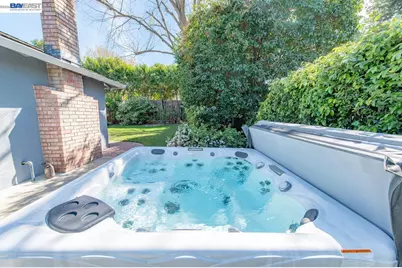 2140 Tanager Ct, Pleasanton, CA 94566 - Photo 38