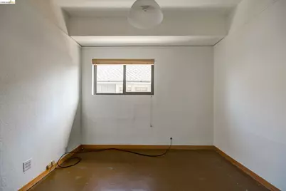 5570 Taft Ave, Oakland, CA 94618 - Photo 36