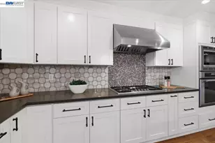 706 Wisteria Dr, Fremont, CA 94539 - Photo 12