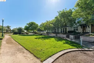 489 Diller St, Alameda, CA 94501 - Photo 72