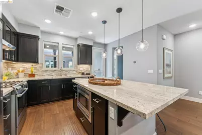 489 Diller Street, Alameda, CA 94501 - Photo 8