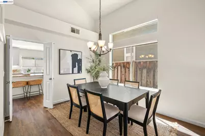 2826 Montair Way, Union City, CA 94587 - Photo 10