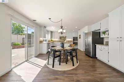 2826 Montair Way, Union City, CA 94587 - Photo 16