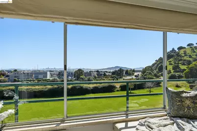 1300 Quarry Ct #209, Richmond, CA 94801 - Photo 10