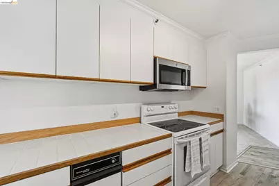 1300 Quarry Ct #209, Richmond, CA 94801 - Photo 12