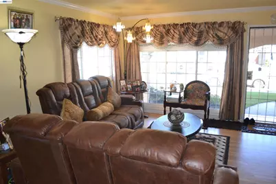 27093 Lemay Way, Hayward, CA 94544 - Photo 6