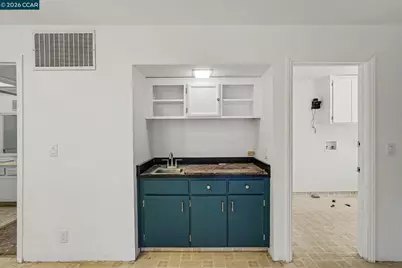 2030 Clearview Ct, Walnut Creek, CA 94598 - Photo 12