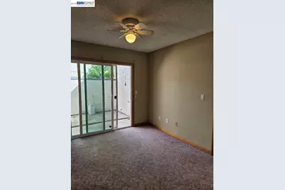 8504 Sunnybrea Dr, Sacramento, CA 95823 - Photo 12