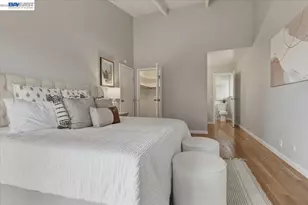 6130 Harbord Dr, Oakland, CA 94611 - Photo 14