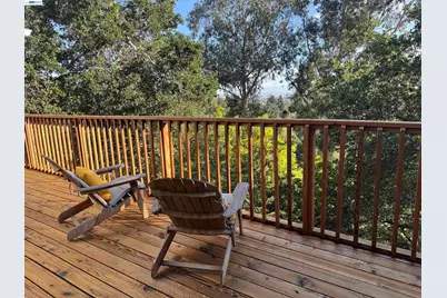 6130 Harbord Dr, Oakland, CA 94611 - Photo 10