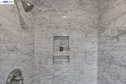 6130 Harbord Dr, Oakland, CA 94611 - Photo 16