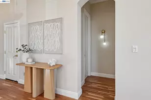 8255 Skyline Cir, Oakland, CA 94605 - Photo 12