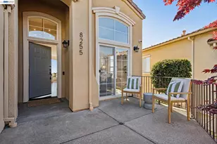 8255 Skyline Cir, Oakland, CA 94605 - Photo 10