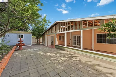 266 Jerilynn Ln, Hayward, CA 94541 - Photo 32