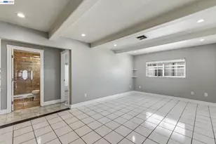 266 Jerilynn Ln, Hayward, CA 94541 - Photo 8